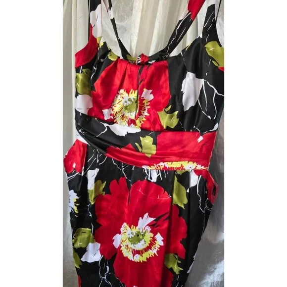Satin Floral Plus Size Party Dress - Picture 8 of 10